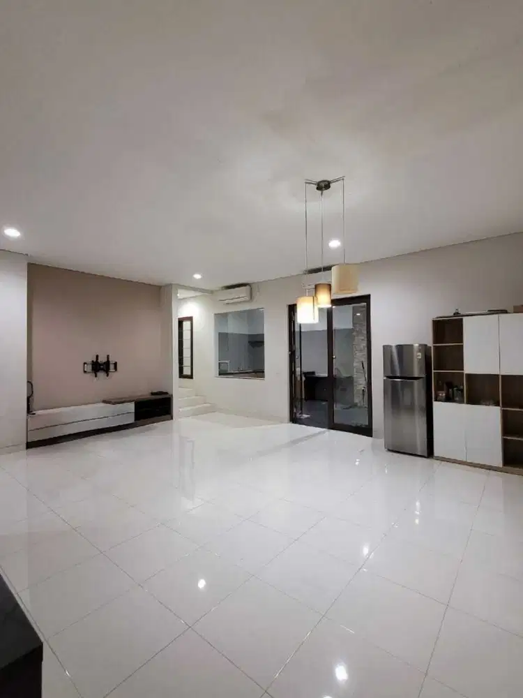 Rumah Semi furnish bisa KPR Foglio BSD