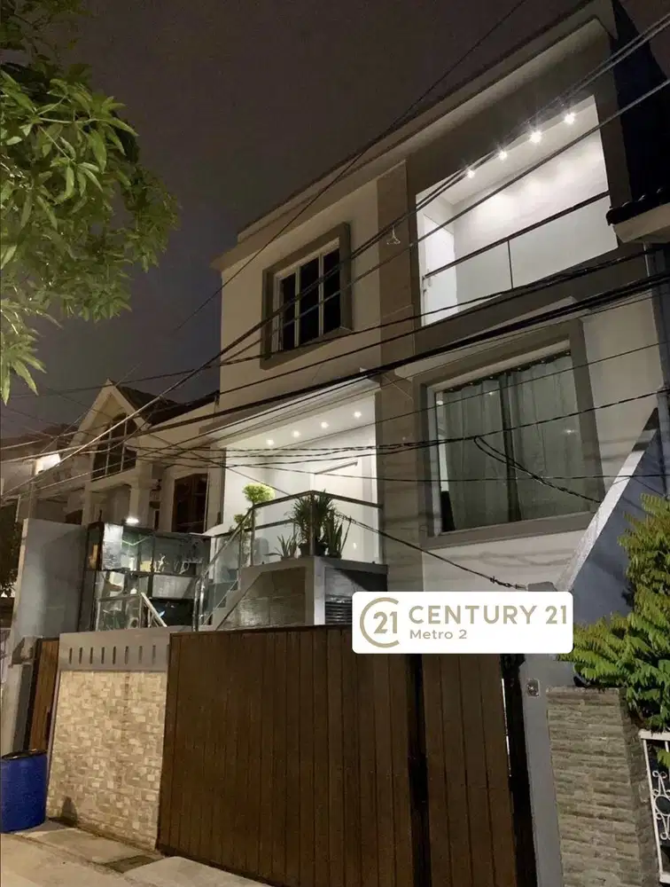 Dijual Rumah Cantik Sebelah Mall Kelapa Gading Jakarta Utara