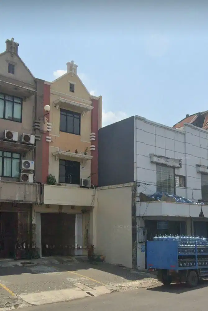 Ruko murah di tengah kota Surabaya