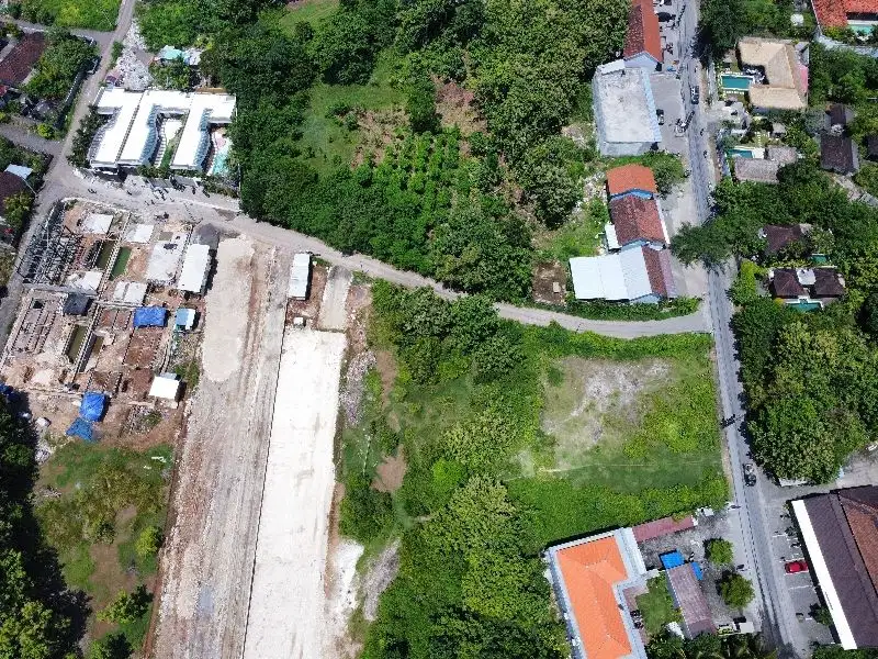 Tanah 13 Are dijalan utama, Toyaning Ungasan