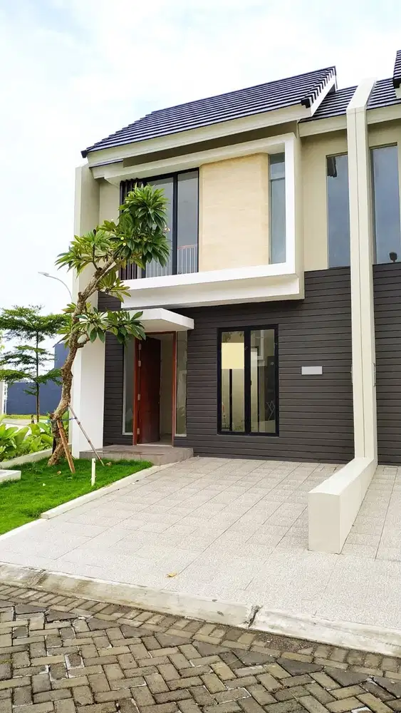 Rumah North West Lake, Citraland, Baru, Dekat Danau, Murah Banget