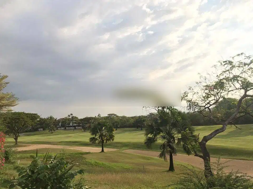 TANAH GOLF VIEW CITRALAND dekat Pakuwon indah,graha family