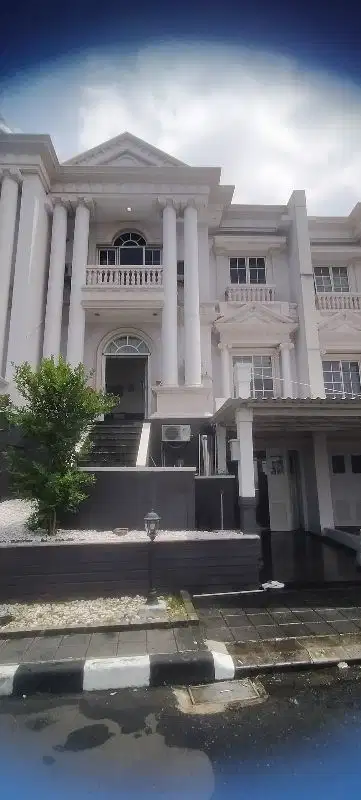 The Villas Perumahan Diatas Mall