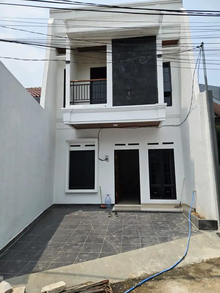 Di jual rumah 2,5 lantai  Lokasi tanjung barat Jaksel