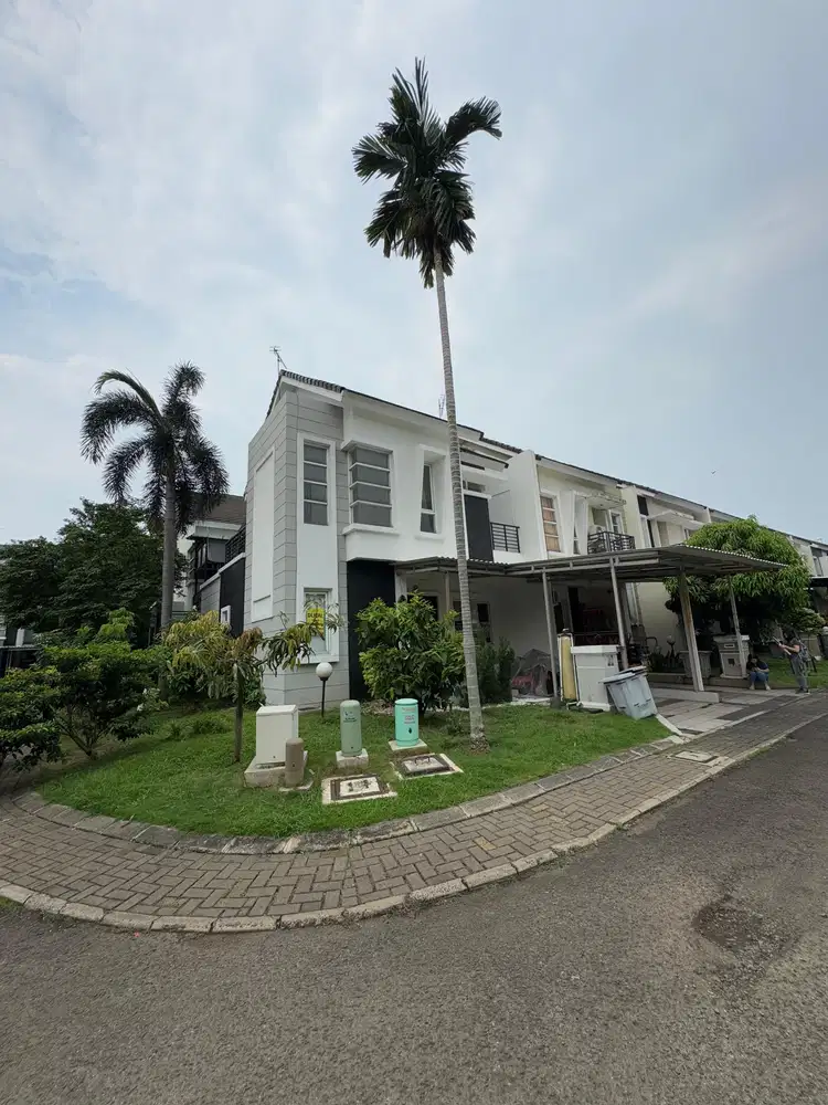 DIJUAL RUMAH HOEK DI FLUORITE GADING SERPONG