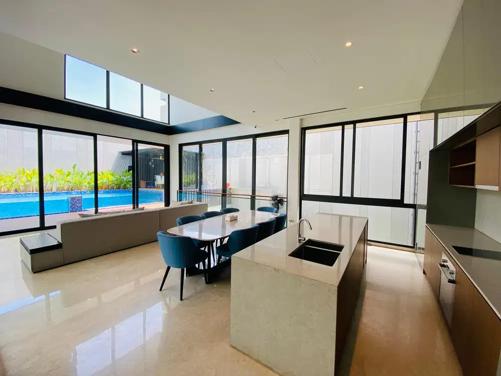 Rumah mewah BSD Navapark Lyndon Dengan private pool semi furnish
