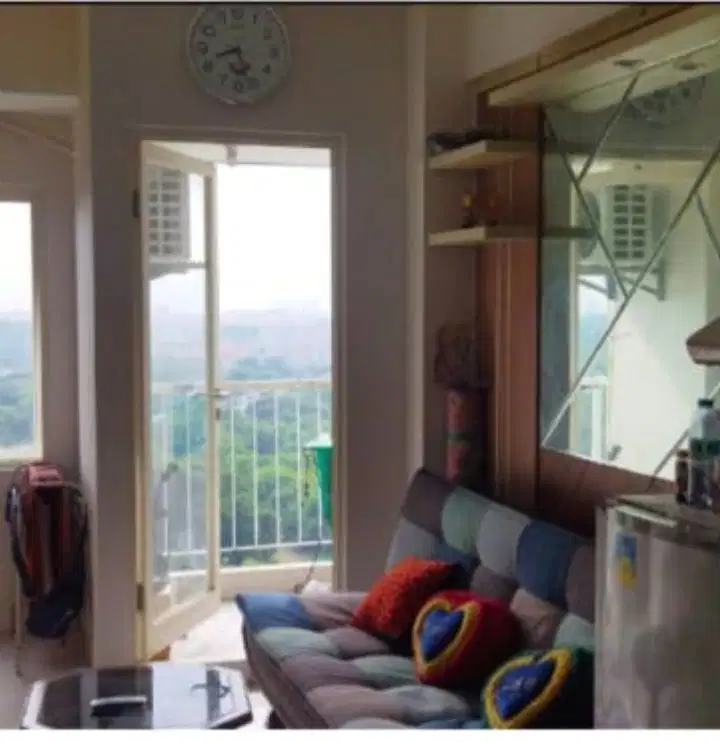 Disewakan apartemen puncak CBD