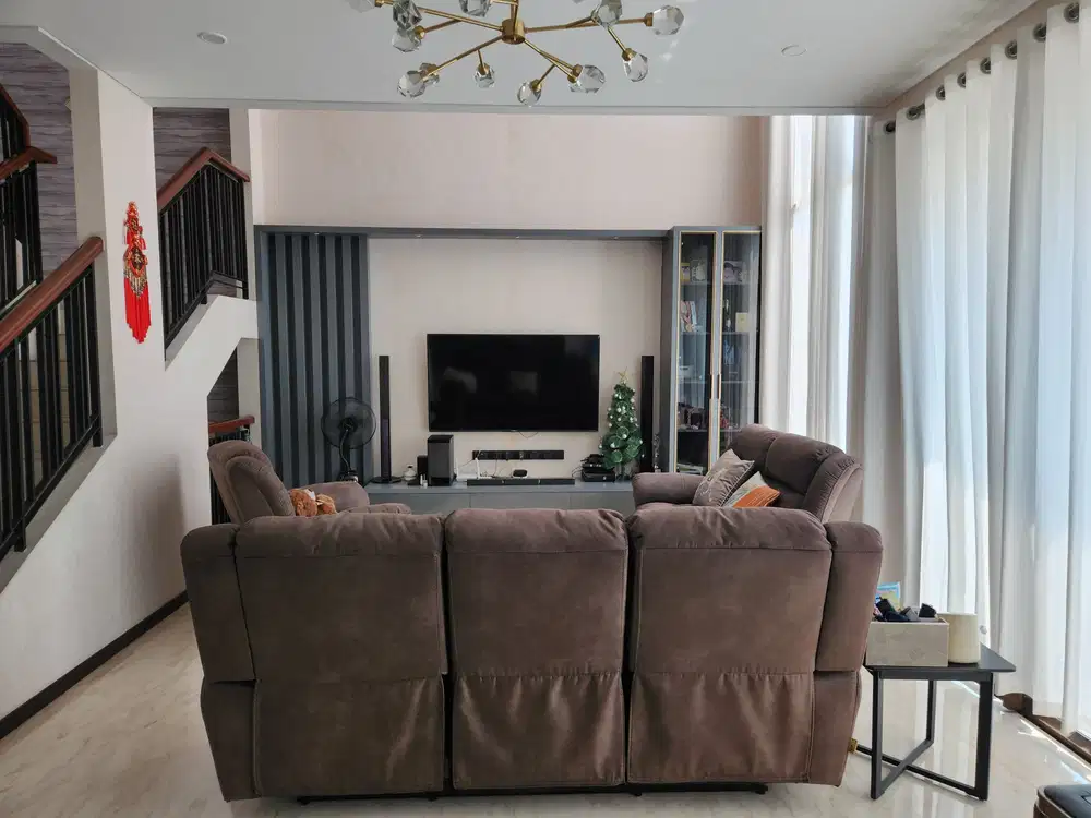 MURAH BANGET RUMAH ZORA BSD FURNISHED BESERTA ELEKTRONIK