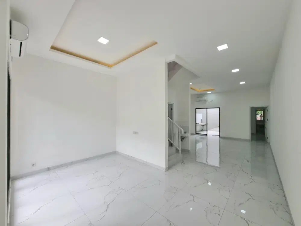 Rumah baru di Meruya Jakarta Barat Surat Hak Milik