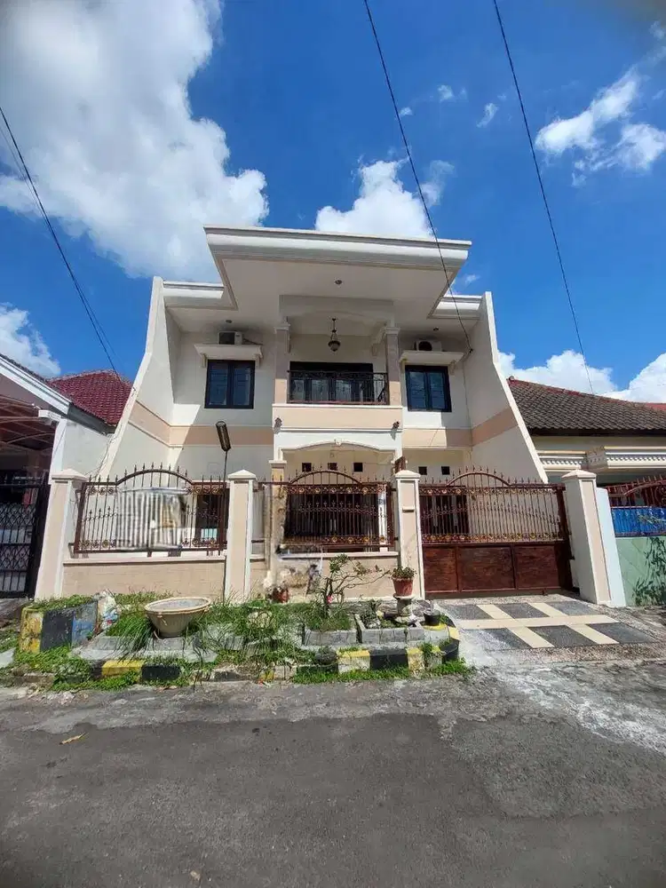 RUMAH 2 LANTAI DARMO BARU LUAS 173 KAMAR TIDUR 4 HANYA 2,8M NEGO