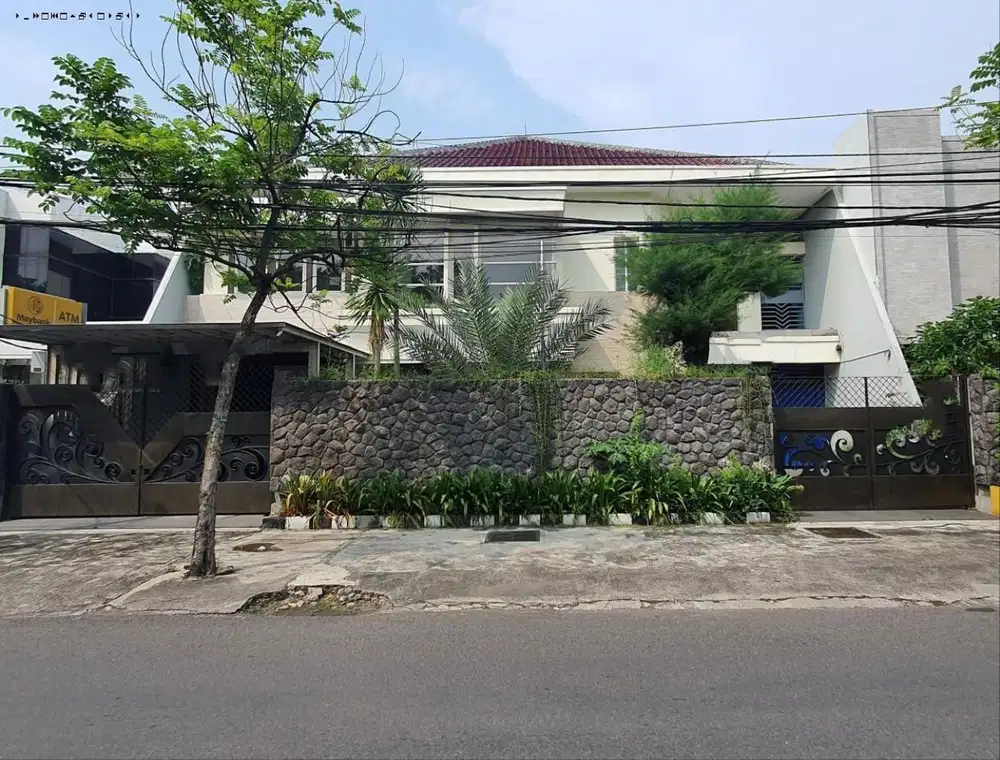 Rumah Raya Jemur Andayani , Strategis, Nol Jalan