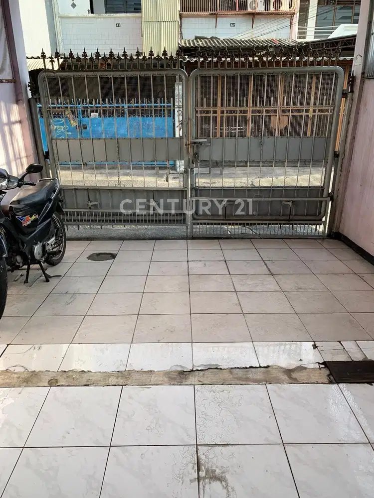 Rumah Lokasi Strategis Daerah Olimo, Gajah Mada, Jakarta Barat