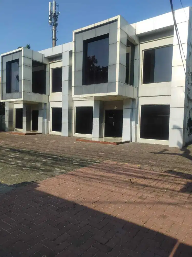 DISEWA MINI BUILDING SIAP PAKAI PINGGIR JALAN RAYA KEMANG TIMUR JAKSEL