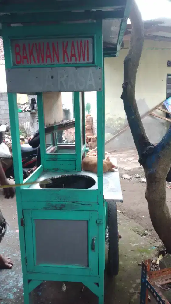 Gerobak bakwan kawi