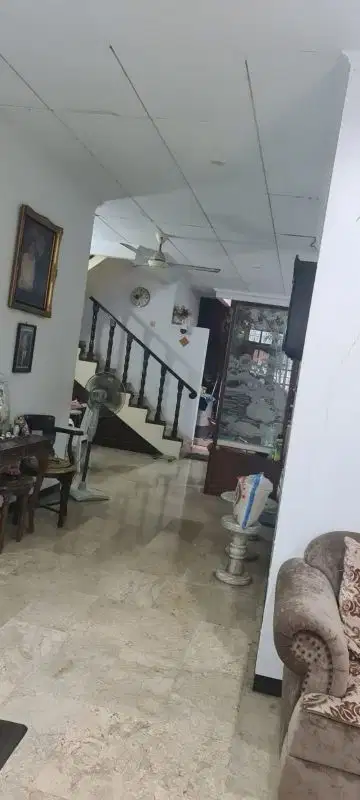 Dijual Rumah tinggal di tanjung duren