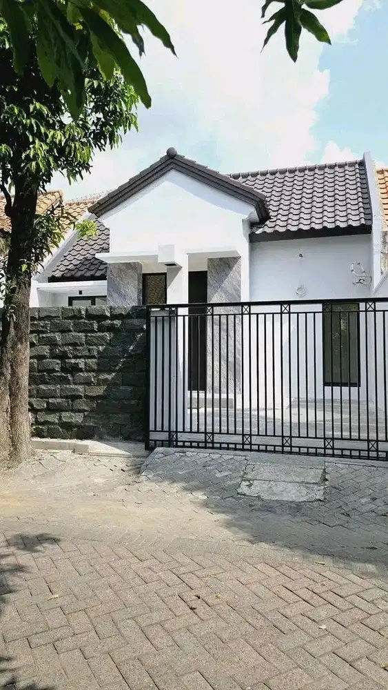 DIJUAL RUMAH TAMAN PUSPA RAYA CITRALAND SURABAYA RON.A2206