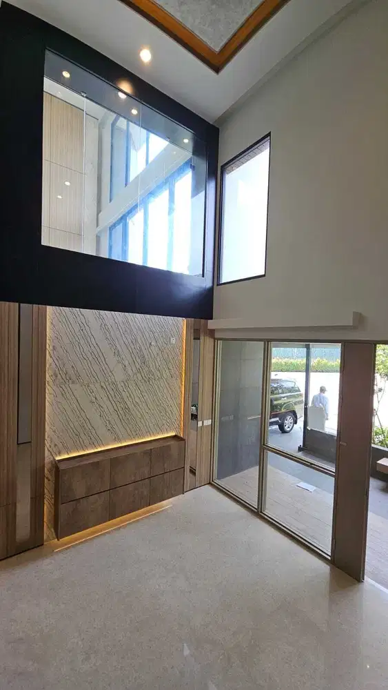 RUMAH MEWAH LAUREL NAVAPARK BSD FULL FURNISH ADA LIFT