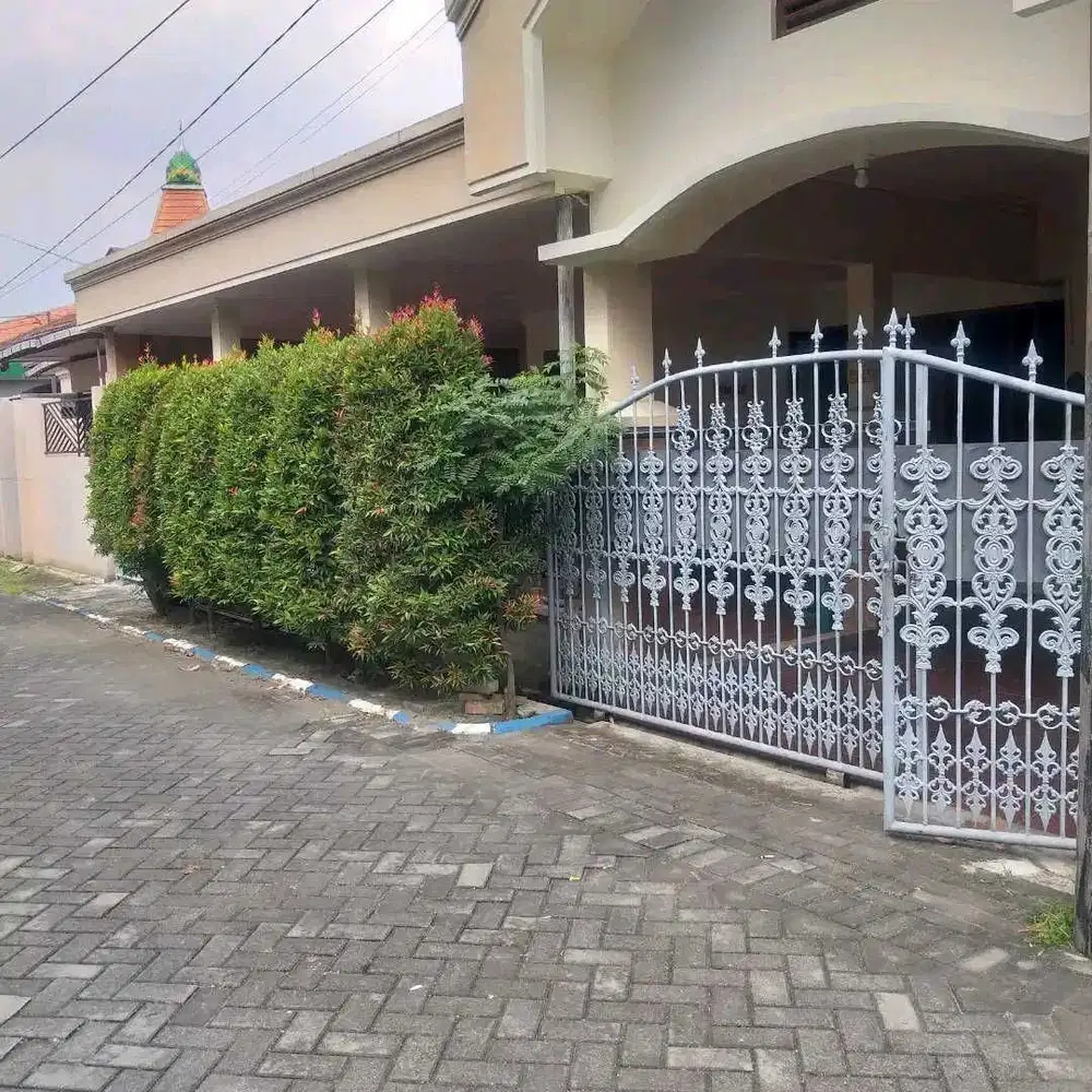 DIJUAL RUMAH DELTASARI INDAH WARU SIDOARJO RON.A814