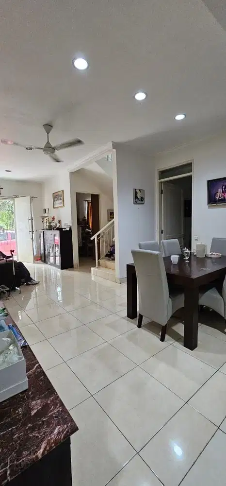 Dijual cepat rumah di Puri Media Kembangan Jakarta Barat