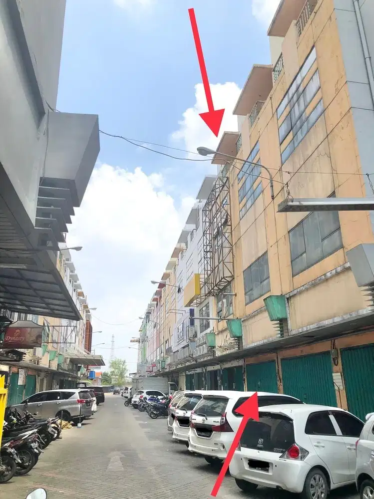 Ruko Darmo Galeria Mayjen Sungkono dimensi 4.5x15 meter 4,5 lantai