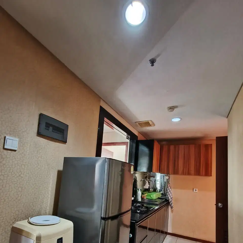 disewakan unit Apartemen Royal Mediterania Residences