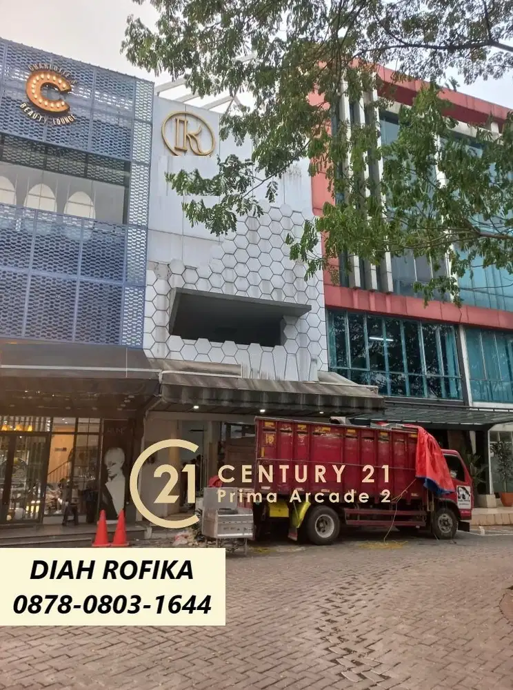 Jual Ruko Strategis 3 Lantai Parkiran luas di Emerald Bintaro SC10910