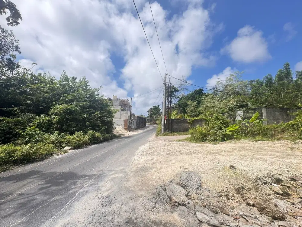 TANAH 300M²  JALAN TAMAN PARADISE KUTA SELATAN