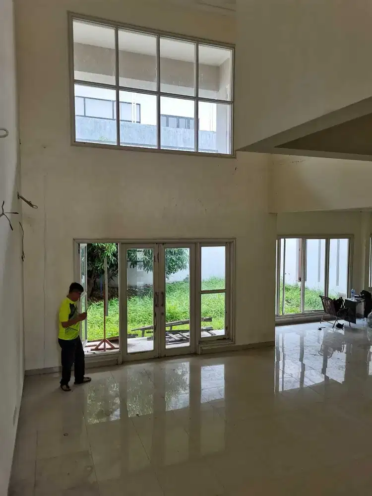 Rumah Baru dan Bagus, 2 Lantai, Dkt UPN, Puri Galaxy, Surabaya