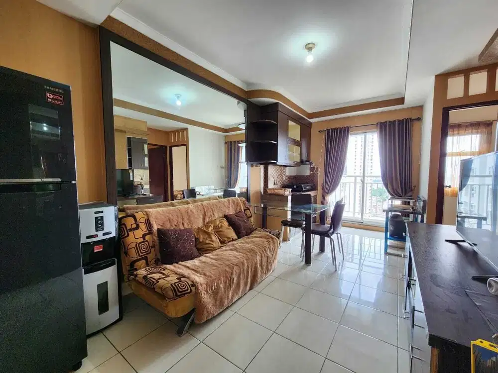 DIsewakan Apartemen Mediterania Garden 2 Lantai Sedang Furnished