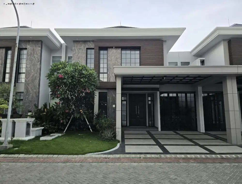 Rumah  Pakuwon City Grand Island Aruba Villa, Siap Huni