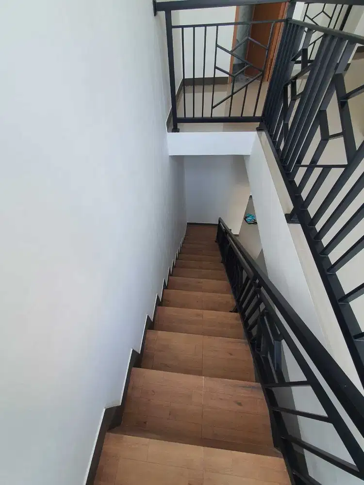 RUMAH TINGGAL SIAP HUNI DESAIN MINIMALIS