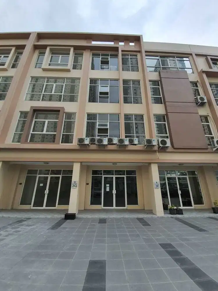 Dijual Ruko Puncak Dharmahusada Furnish lengkap  Siu.A290