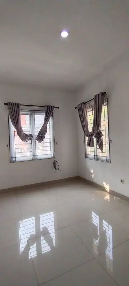 Rumah Omaha Gading Serpong Type Hook Free kithen set