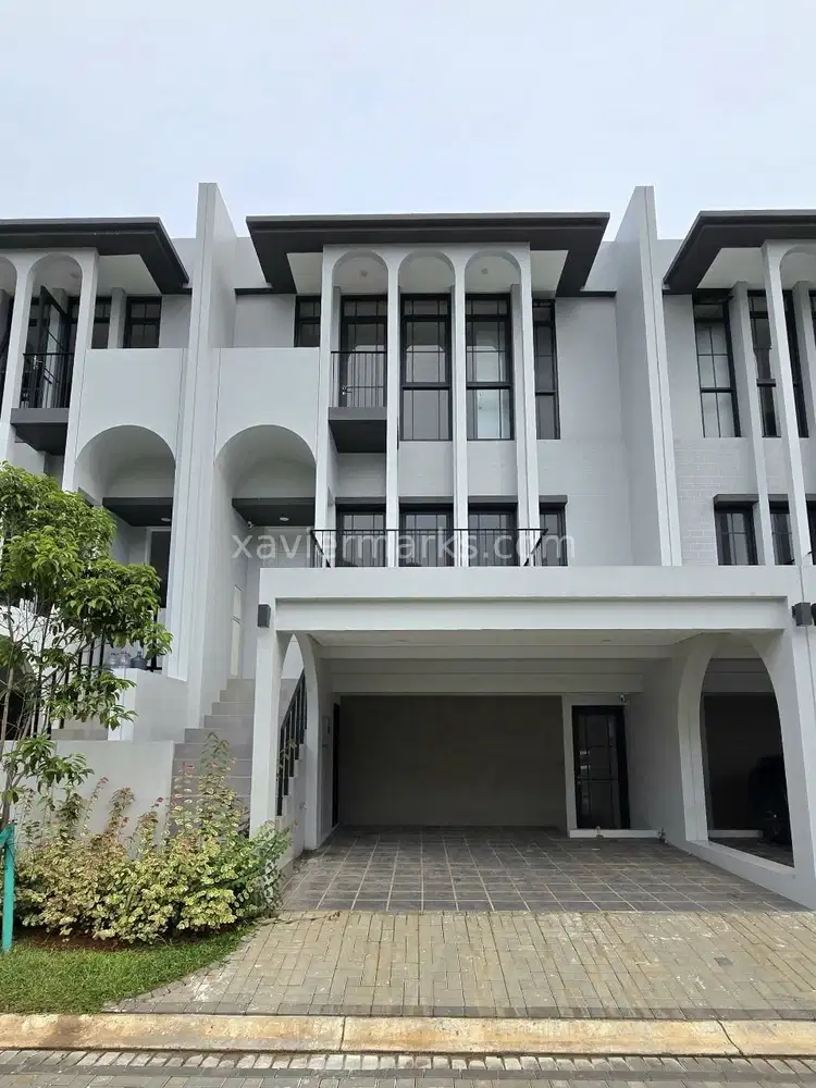 RUMAH BARU AETHER GREENWICH BSD HADAP TAMAN