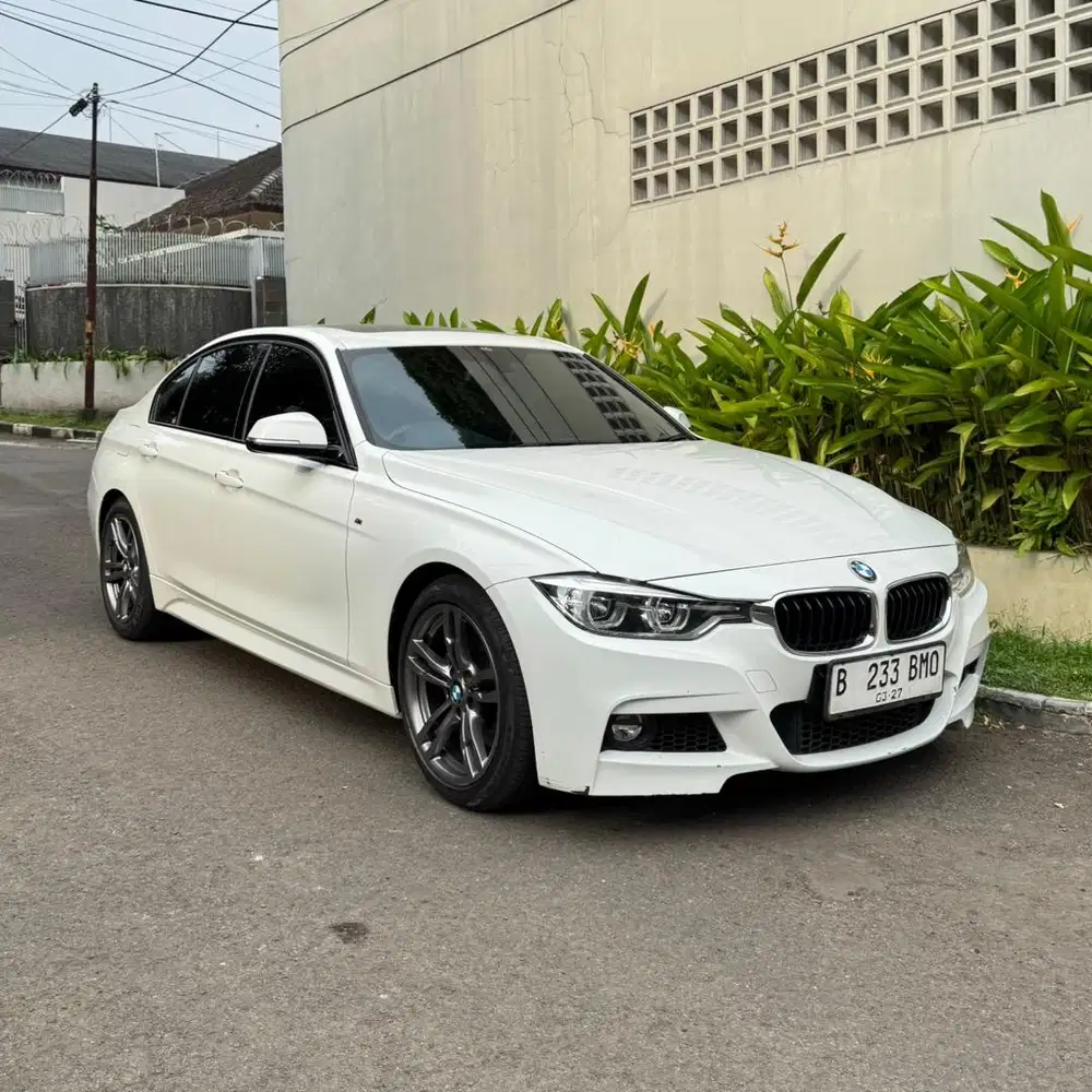 BMW 330i M Sport 2016 / 2017 F30 // 320i 328i 2018