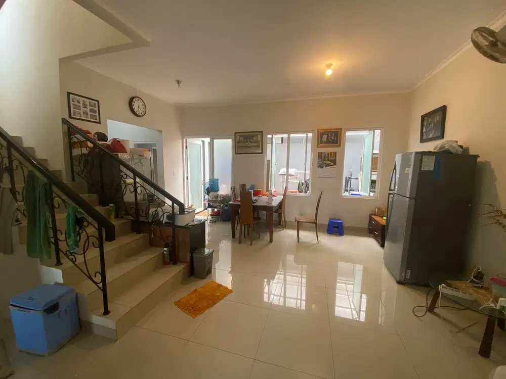 Rumah Trimezia Gading Serpong 2Man Include AC dan Canopy