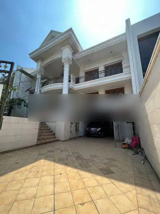 Rumah citraland dekat graha family, pakuwon indah, wiyung