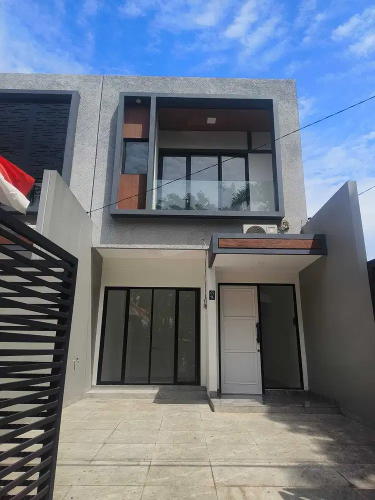 Rumah Baru Taman Villa Meruya Depan Sport Golf Jakarta Barat