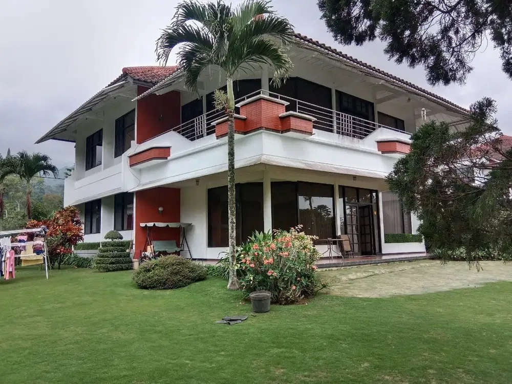 DIJUAL VILLA BUKIT TRAWAS GARDEN 1