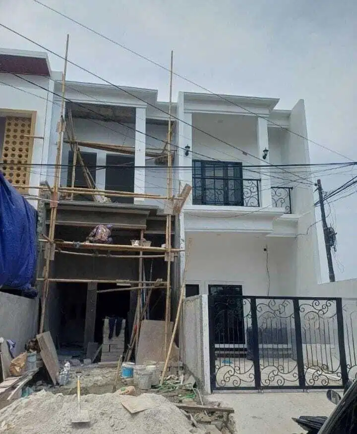Dijual Rumah Baru 2 Lantai Siap Huni di Harapan Indah 1, Bekasi.
