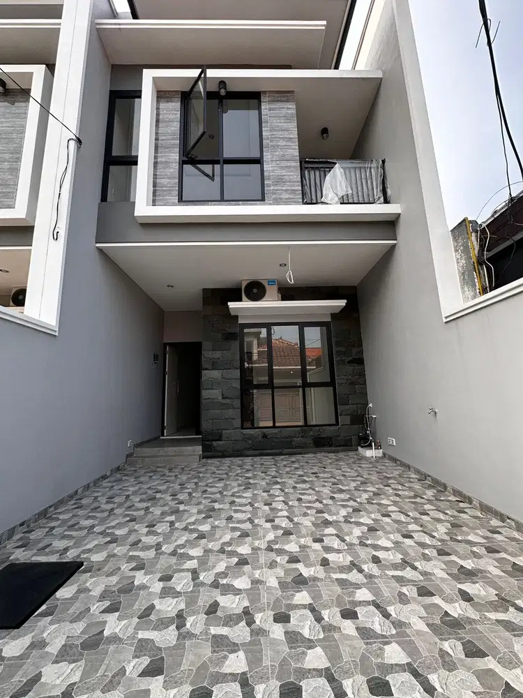 Rumah Baru dekat UPN raya Merr Jalan Medokan Asri Dimensi 5x14.5 meter