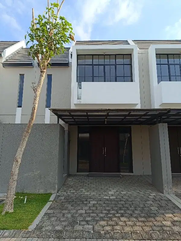 Rumah baru 2 lantai minimalis konsep villa di Grand Sunrise