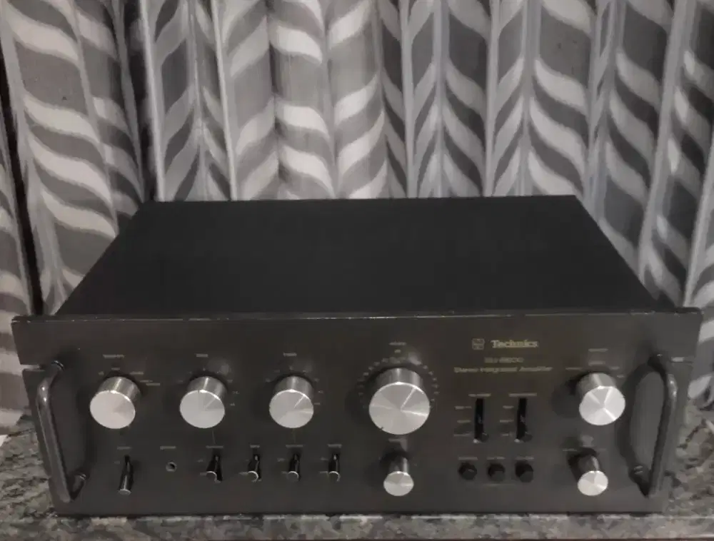Technics SU-8600 Stereo Integrated Amplifier (made in Japan)
