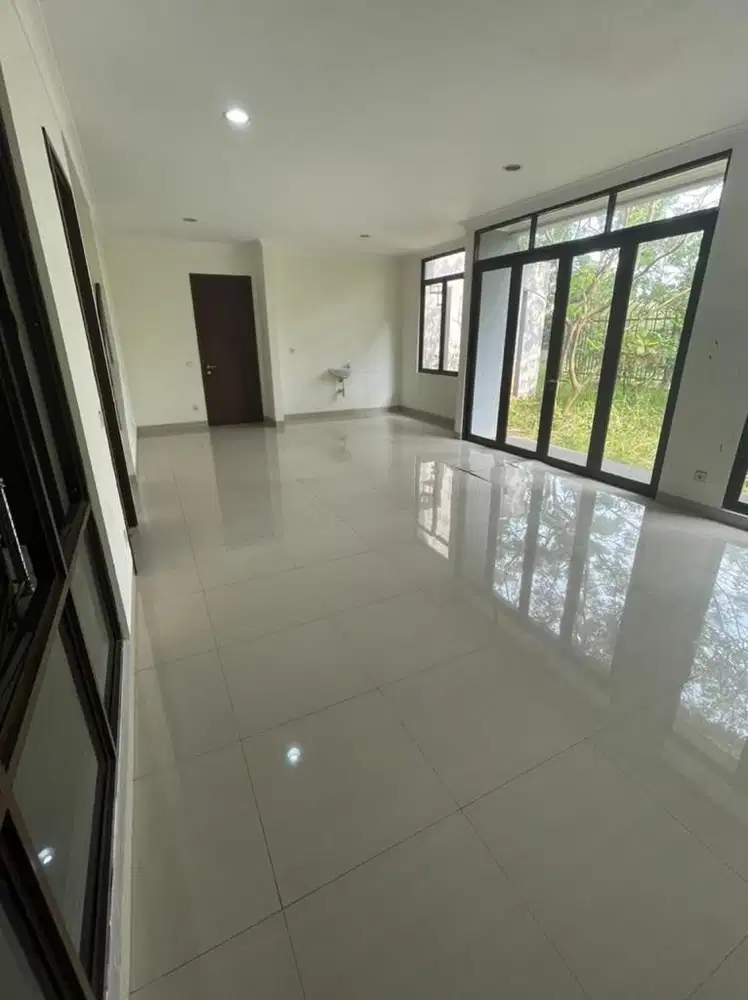 Rumah The Icon Cluster Ritzone BSD Siap Huni