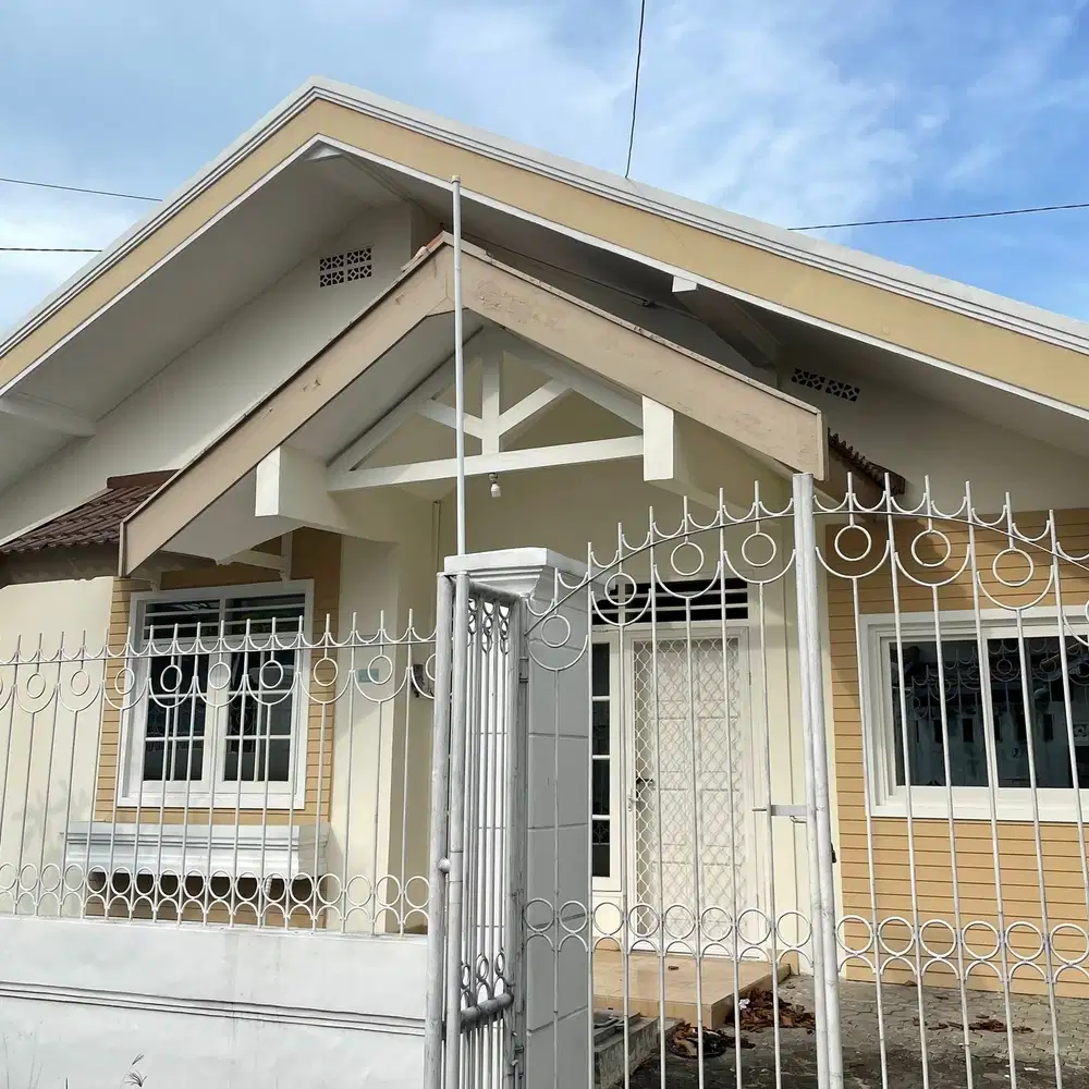 Rumah Baru Renov Terawat Sutorejo Strategis dekat Pakuwon City, Unair