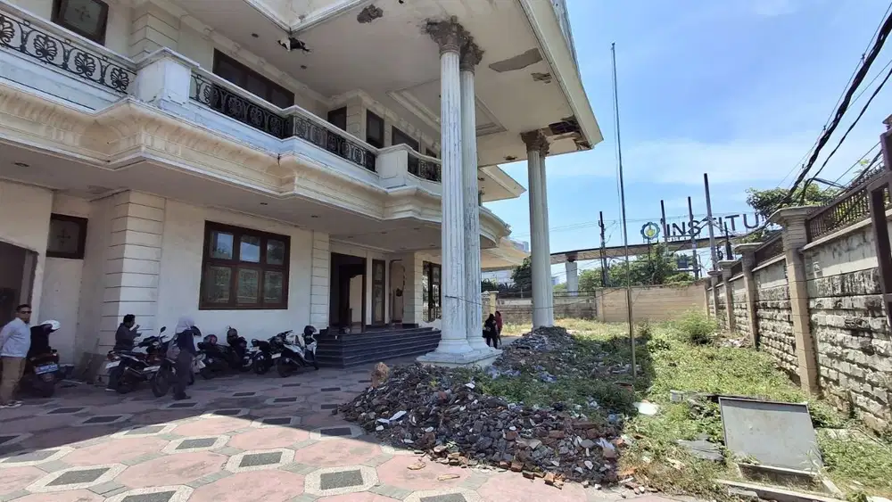 Dijual rumah Raya Kertajaya Indah, view bundaran ITS