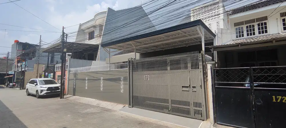 Disewakan rumah di Duri Kepa