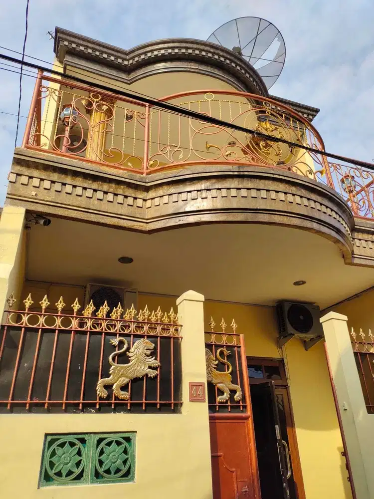 Rumah Dekat Museum Soekarno Surabaya