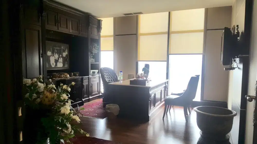 hot sale office space di alamanda tower