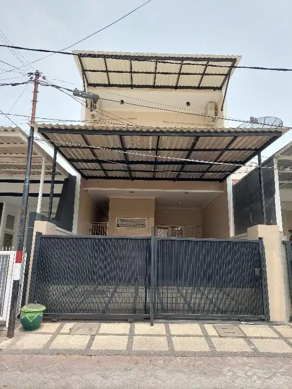 Sewa Rumah Simp Darmo Permai Utara 4 bedroom